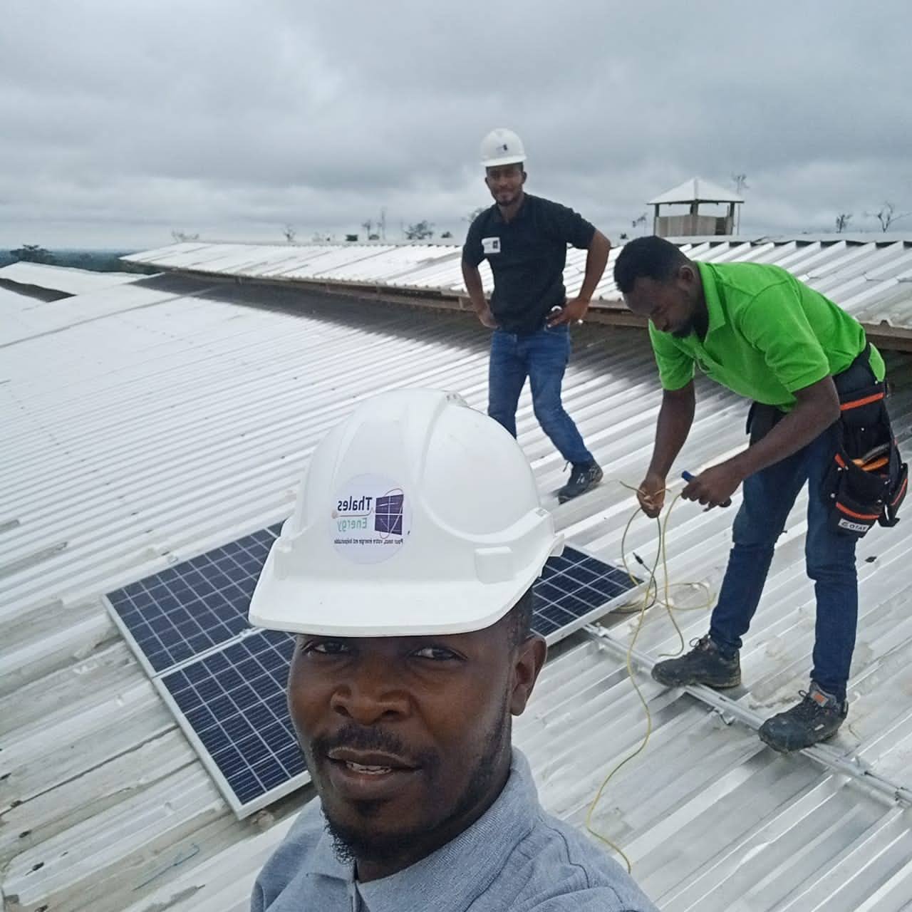 ⚡ INSTALLATION SOLAIRE AUTONOME RÉSIDENTIELLE À ÉDÉA